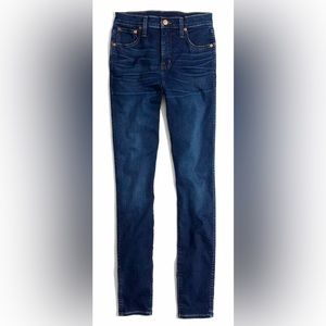 PERFECT condition Madewell high-rise 10” skinny jeans dark wash size 26